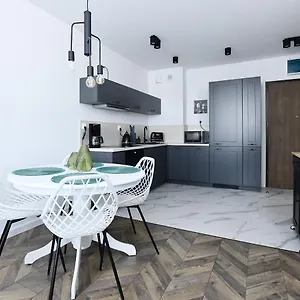 Biały Dom Apartament Kołobrzeg